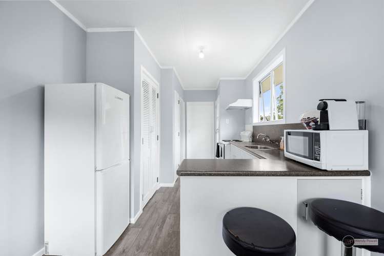 14 California Drive Totara Park_9