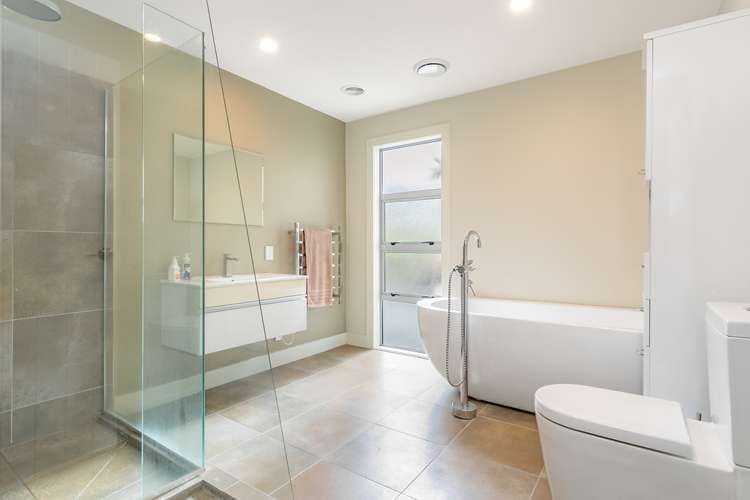 130 Kirton Drive Riverstone Terraces_11