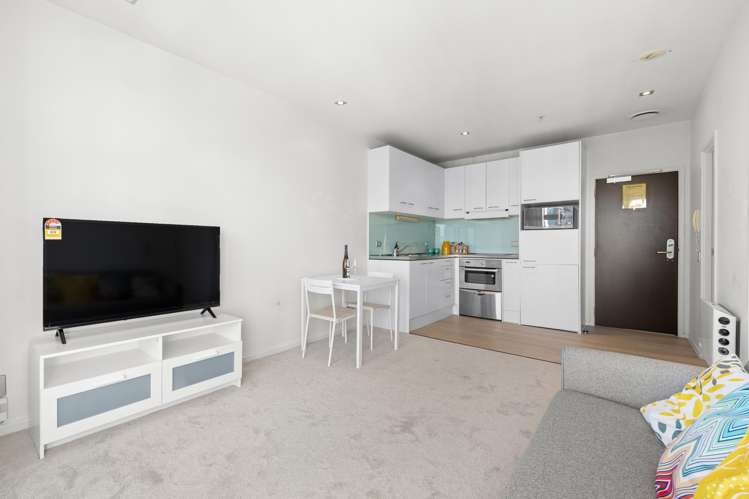 28F/16 Gore Street Auckland Central_6