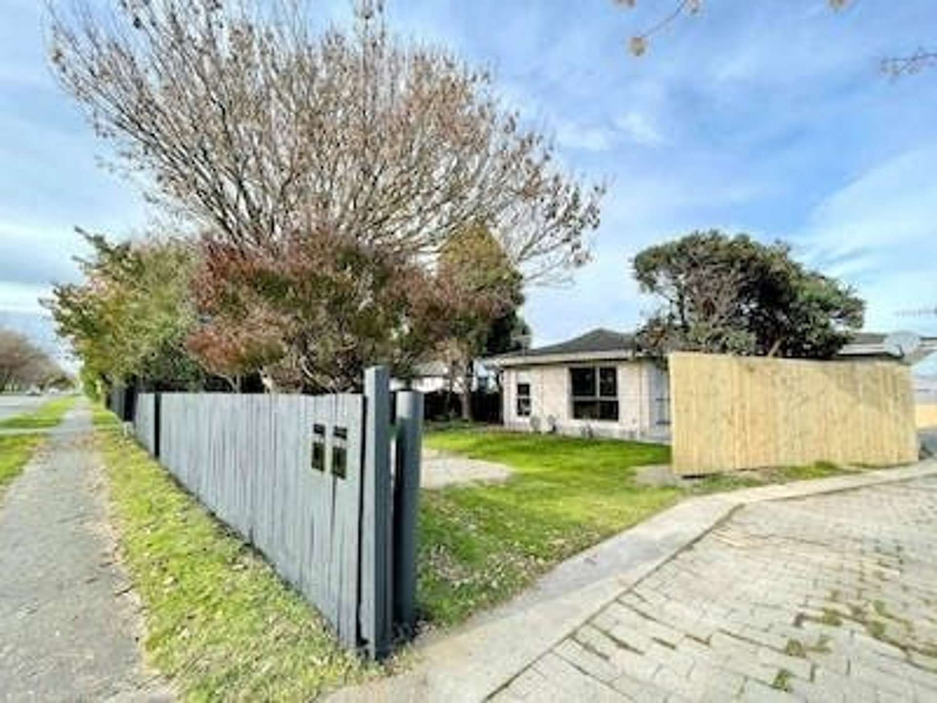 586A Pioneer Highway Highbury Palmerston North City Houses for