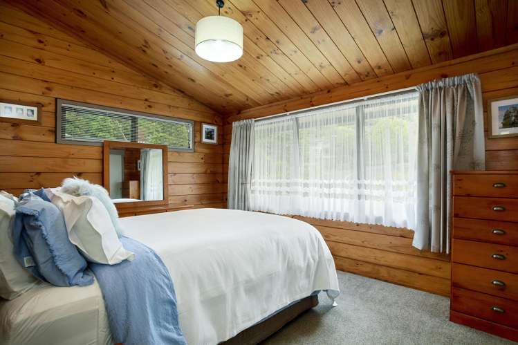 1 Ngahere Street Stokes Valley_12