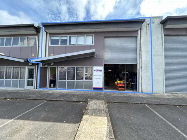 Tidy Lambie Drive Unit - 100m&sup2;