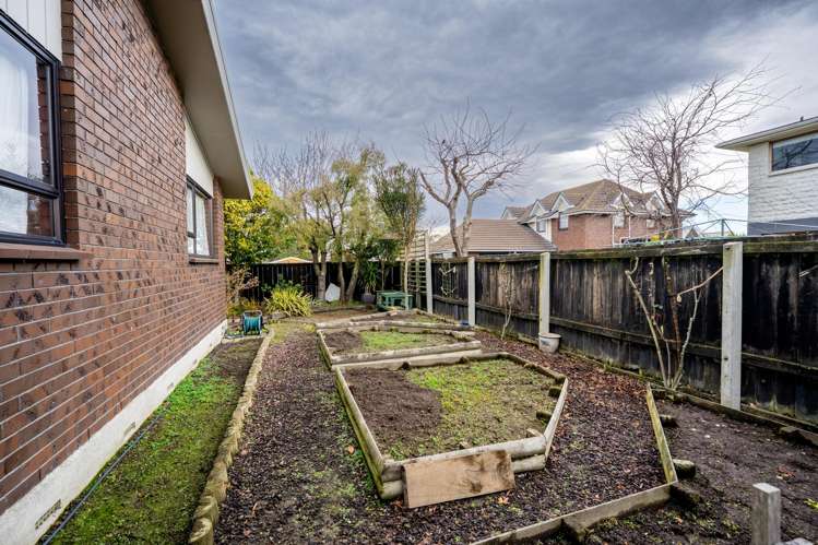 27 Roxburgh Street Glenwood_20