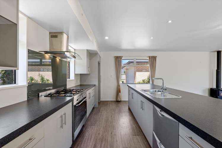 8 Russell Street Darfield_6