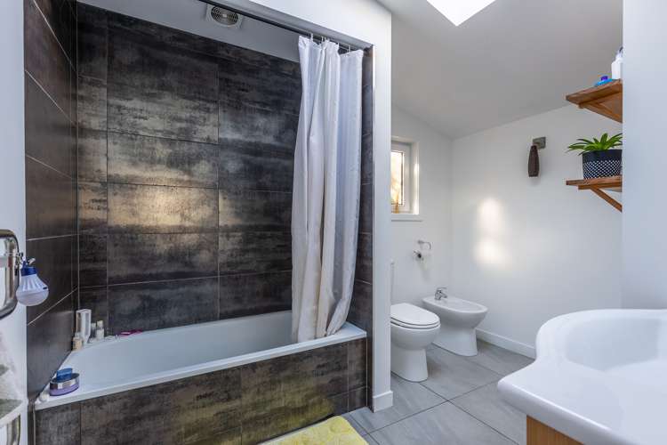 354 Hardy Street Nelson City_11