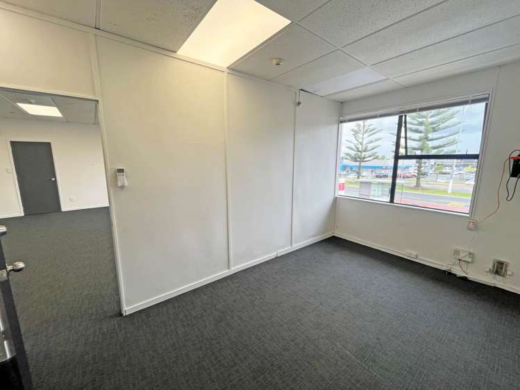 Unit D/28 Lambie Drive Manukau_5