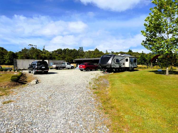 71 Alma Road Westport Surrounds_9