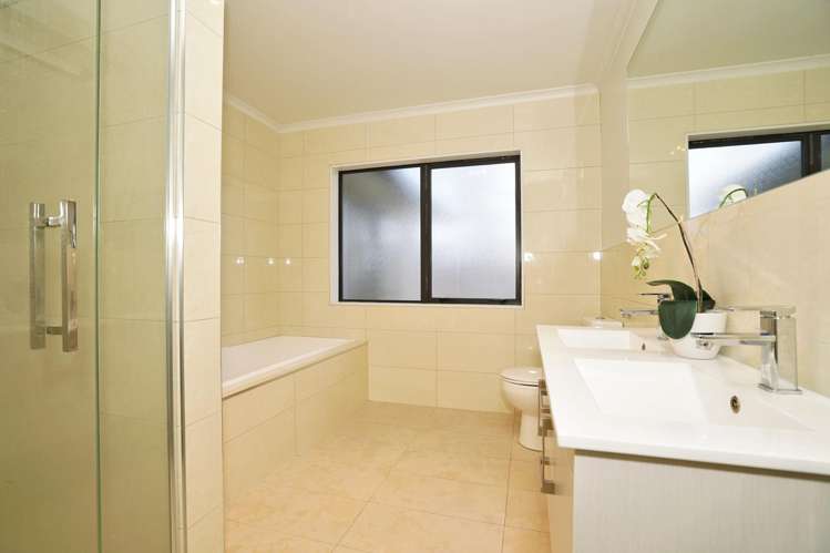 8 Berkley Avenue Hillcrest_17