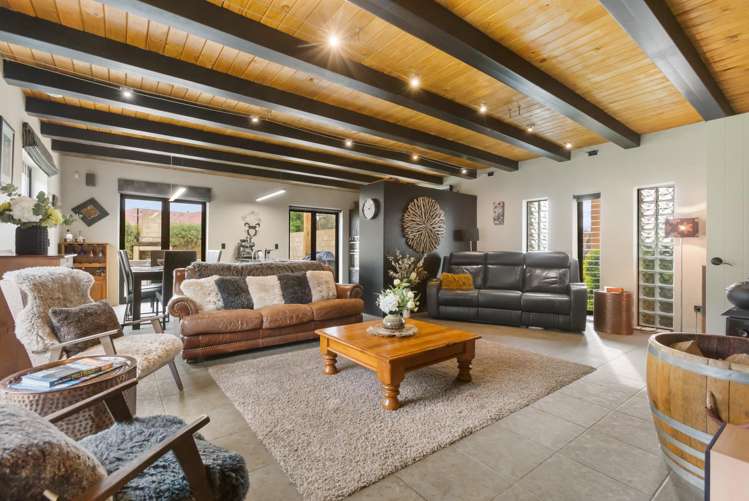 32 Rockhaven Albert Town_4