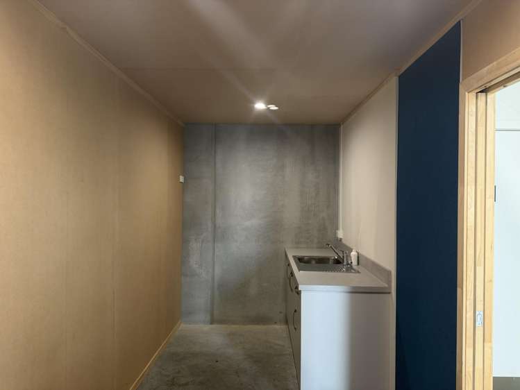 2/16 Gloucester Street Greenmeadows_5