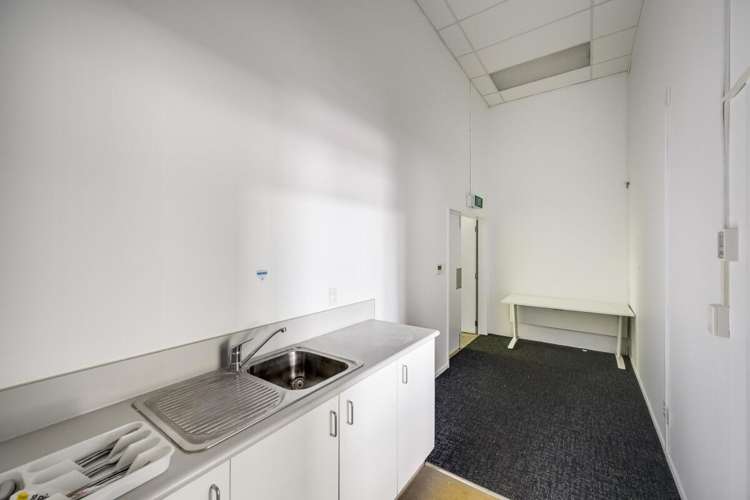 215 Russell Street North Hastings Central_8