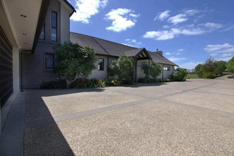 12 Tudor Park Drive Whitford_23