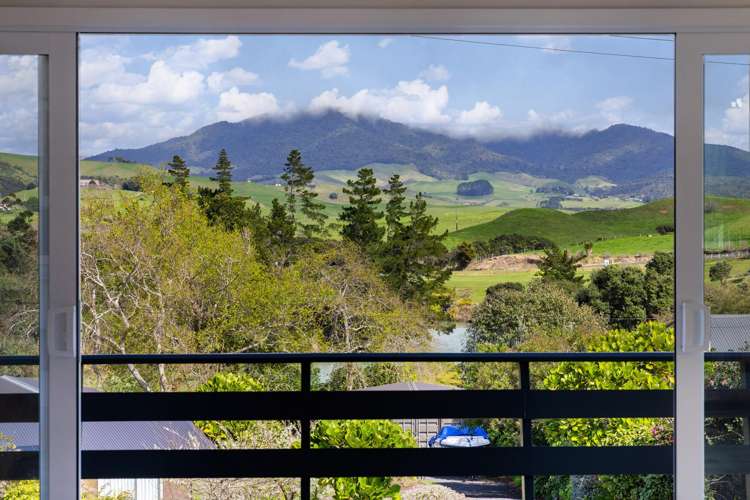26 Smith Street Raglan_11