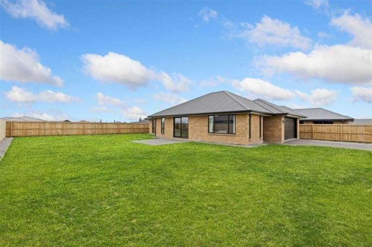 27 Lunn Cr Leeston_19