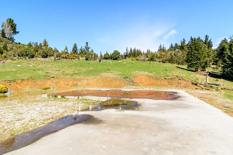 1363 Takaka Hill Highway Kahurangi National Park_11