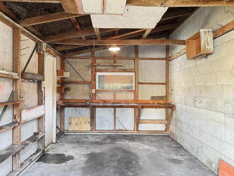 2 Meadows Lane Huntly_14