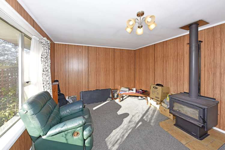 172 Shortland Street Aranui_10