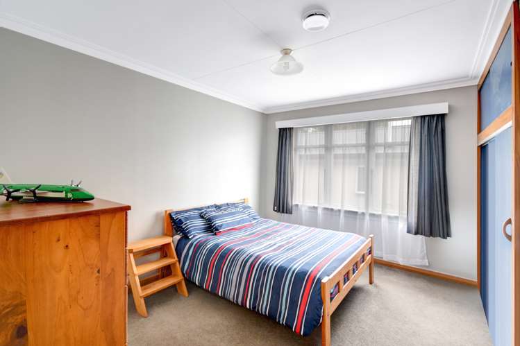 98 Main Road Fairfield_11