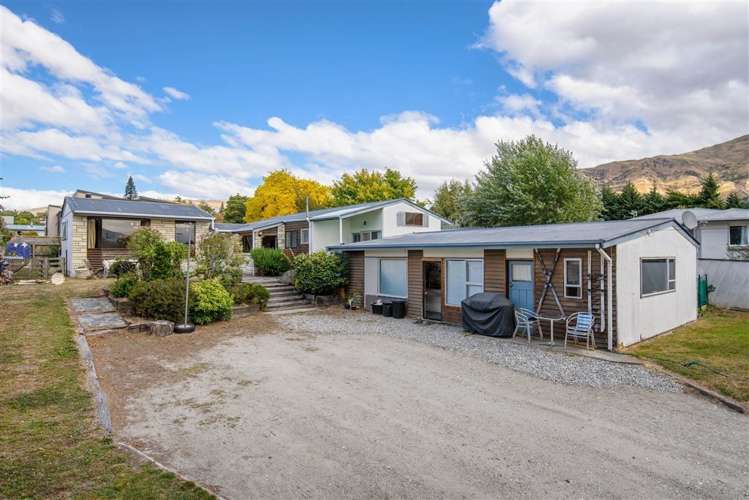 208 Brownston Street Wanaka_1