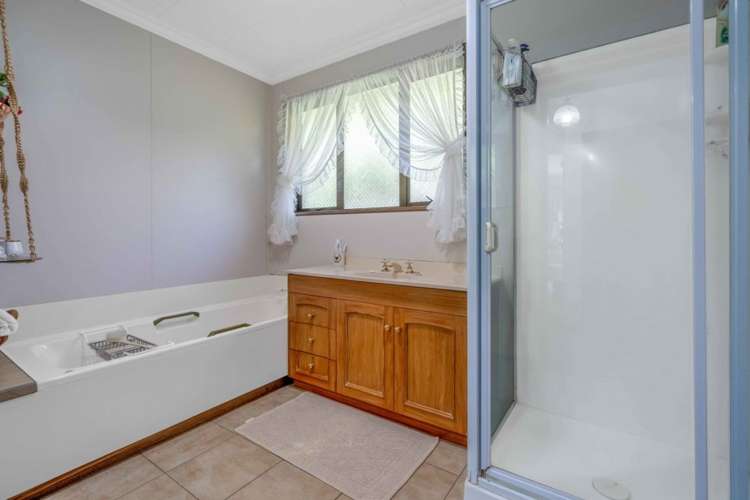 779 Queens Drive Waikiwi_20