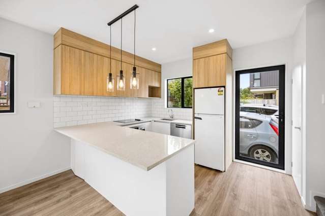 1/11 Karamu Street Te Atatu Peninsula_4