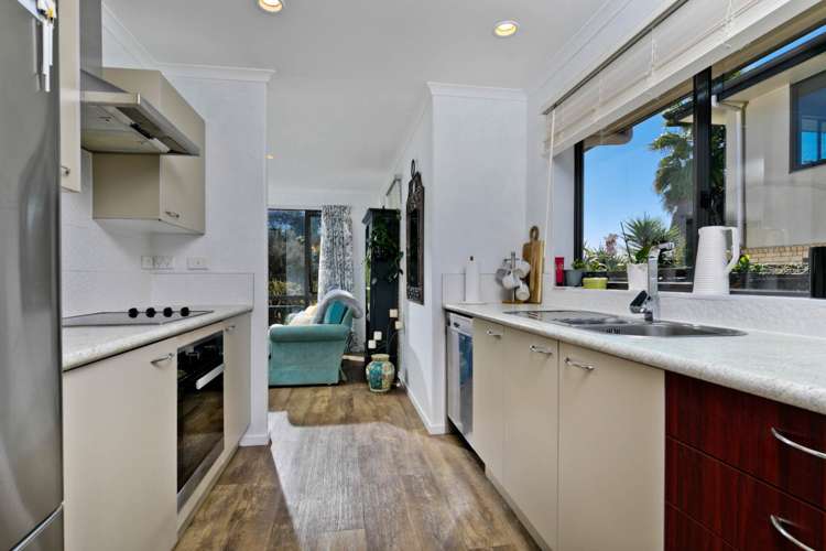 2/31 Orwell Road Greenhithe_6