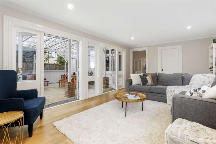 7 Tui Glen Road Birkenhead_5