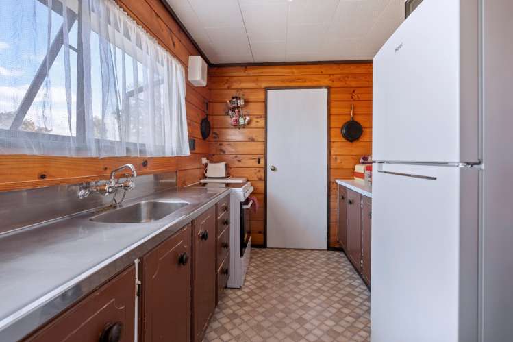 75 Taharangi Street Koutu_5