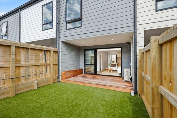 4/21 Divich Avenue Te Atatu South_14