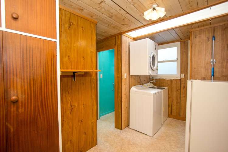 28 Luxford Street Berhampore_22