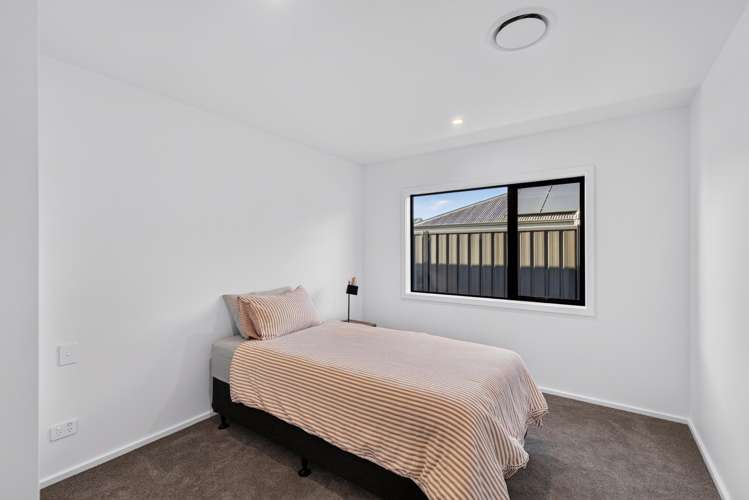 8 Annie Aranui Drive Poraiti_18