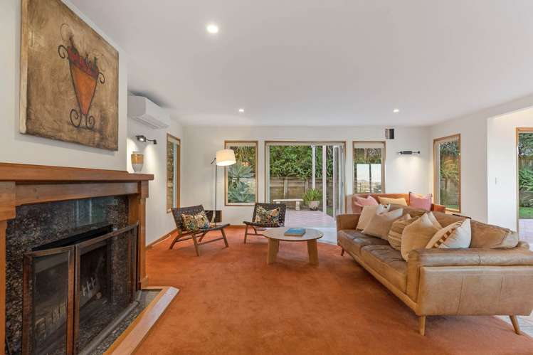 9 Savoy Road Orewa_12
