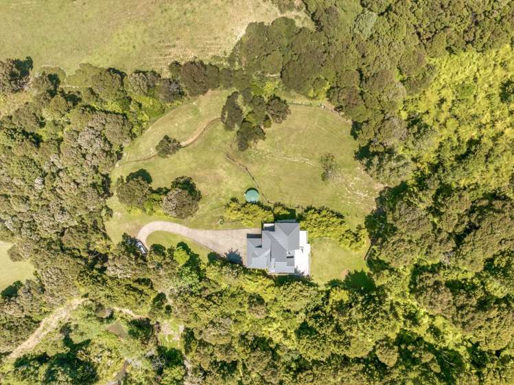 121 Burnside Road_0