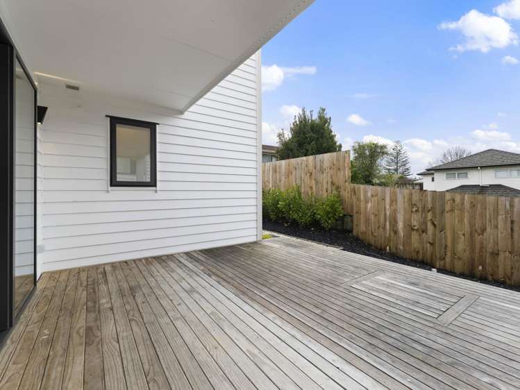 34C Fruitvale Road New Lynn_11