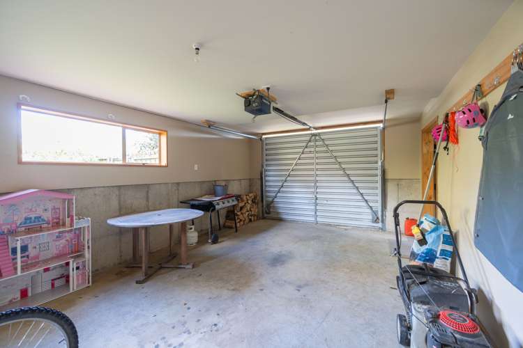 3 Thomson Place Te Anau_30