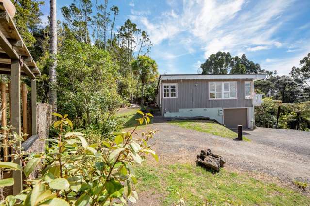 18 Arama Avenue Titirangi_1