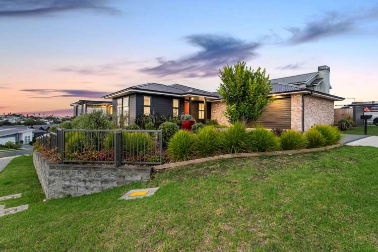 34 Symes Drive Red Beach_32