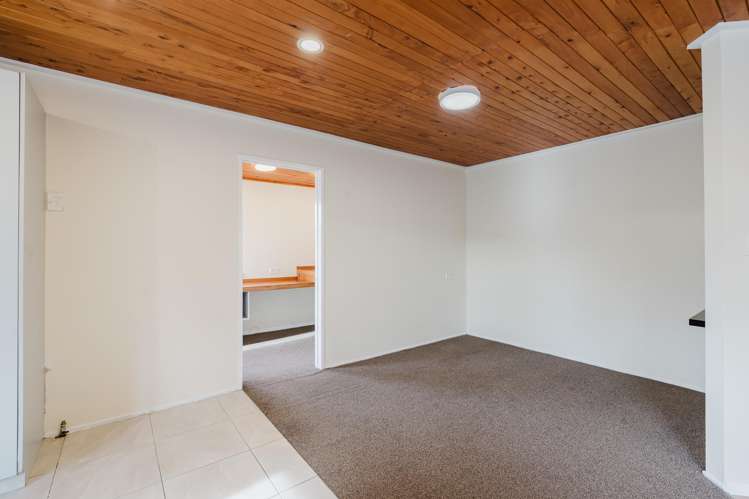 55 Elizabeth Avenue_5
