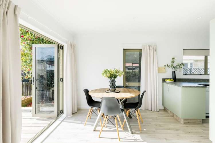 63A Carlyle Street 11373_5