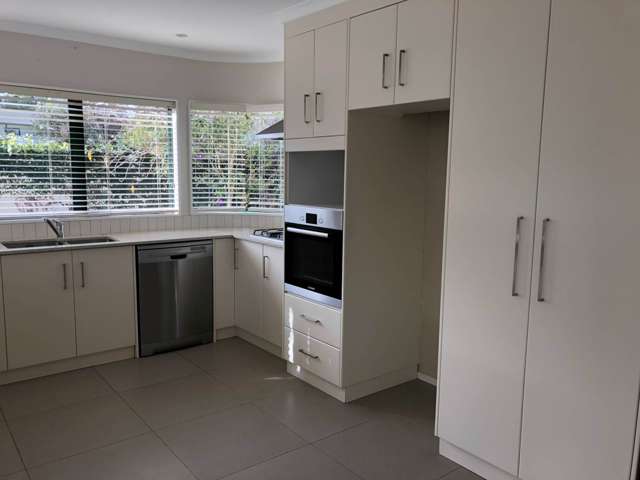 1-105 Beach Road Mellons Bay_2