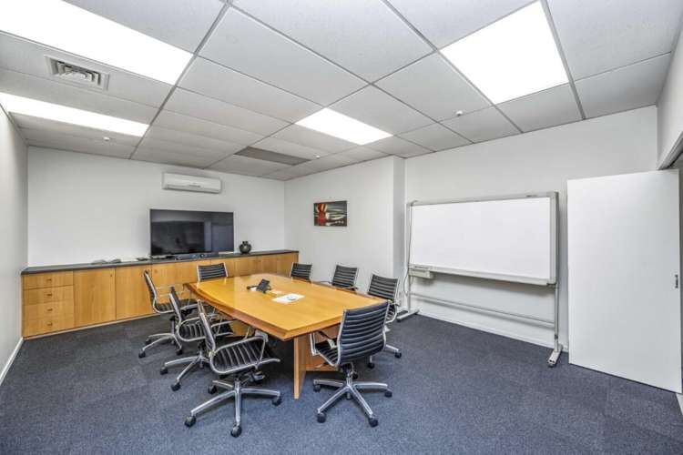 5 Sir William Avenue & 10 Barmac Place East Tamaki_18