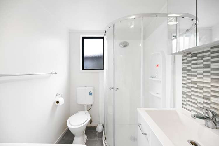 64 Aurora Terrace Hillcrest_32