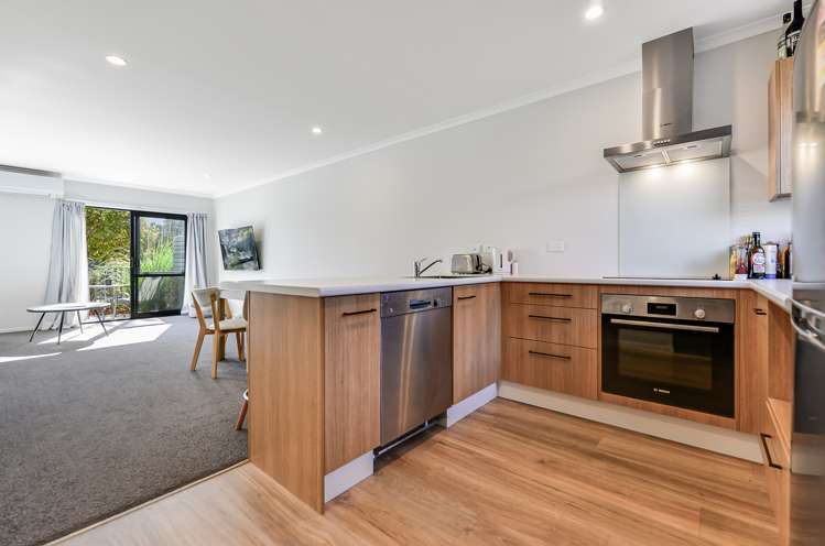 2/13 Palmerston Street Hamilton Central_9