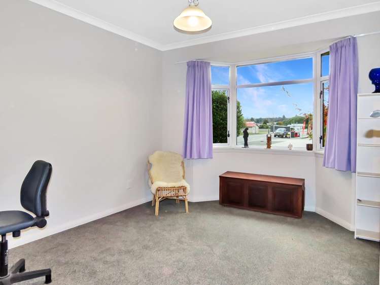 15 Sinnamon Street Reefton_11