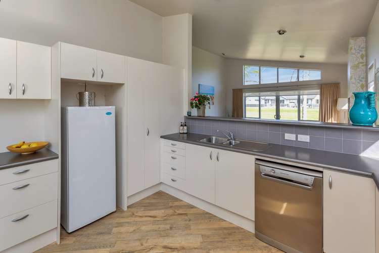 12 Hoihere Drive (Pvt) One Tree Point_17