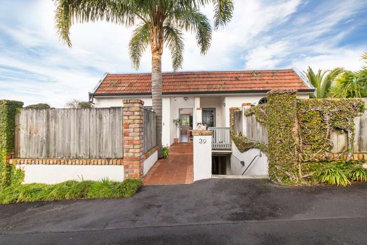 1/39 Anglesea Street Freemans Bay_2