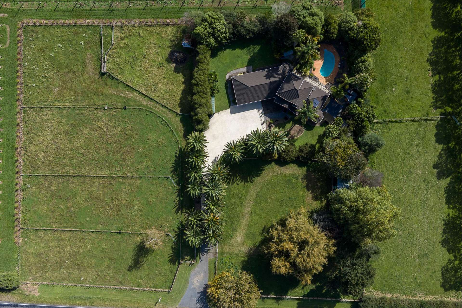 3783 Cambridge Road Cambridge_0