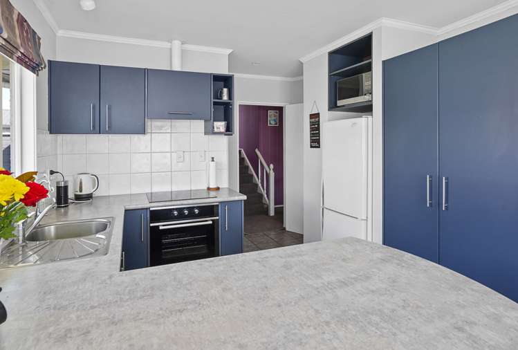 24 Kipling Crescent Stoke_7