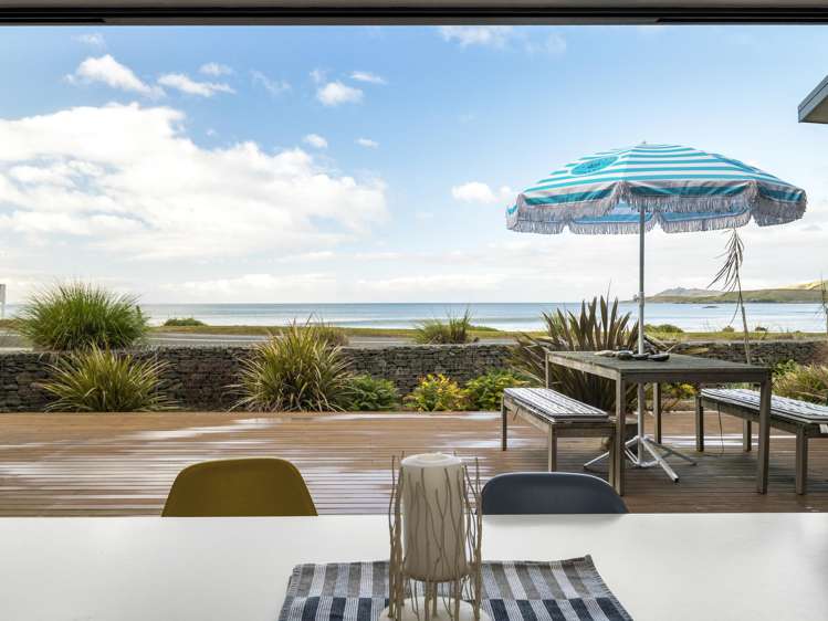 46 Esplanade Kaka Point_14