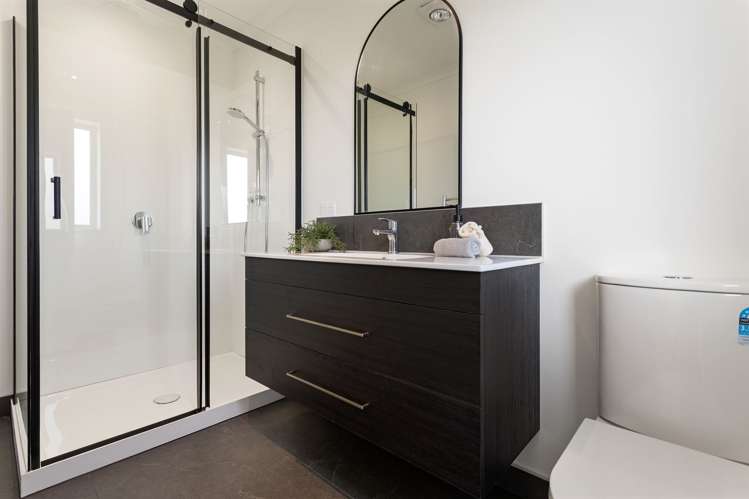 23A Alpers Ridge Leamington_13